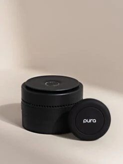 Pura Car Magnet Mount -Pura Shop CarMagnetMount Prod3 0125